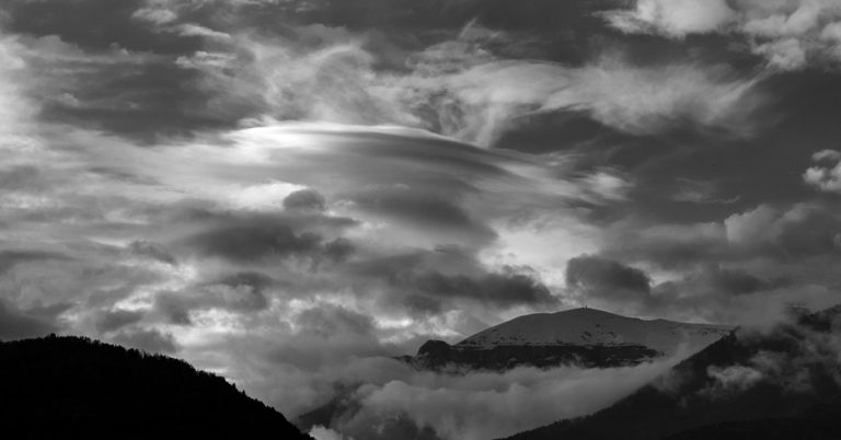 Ensemble forecasts for extreme weather early warning systems thumbnail